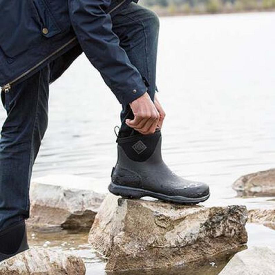 Black Muck Boot Arctic Excursion Men's Ankle Boots | UK_CG7312