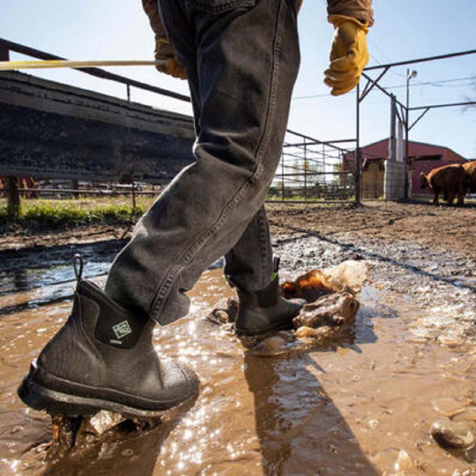 Black Muck Boot Chore Classic Chelsea Men's All Season | UK_S4746